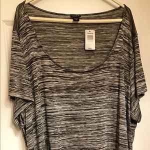 Torrid Black/White Casual Split Side Shirt